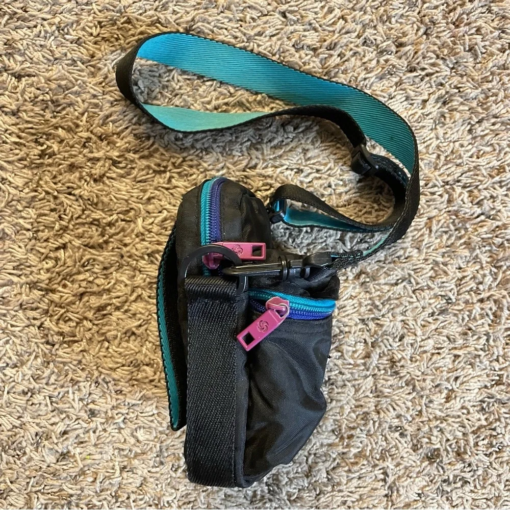 Vintage Samsonite World Sport #25 Camera Bag With Adjustable Strap‎
